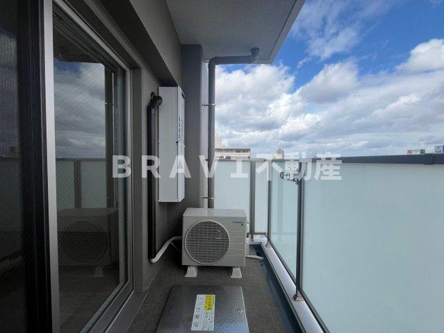 バルコニー　バルコニーからの眺めを楽しみながら食事をしませんか