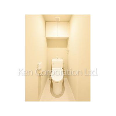 トイレ　同タイプ13階のお部屋を撮影。仕様が異なることがあります。