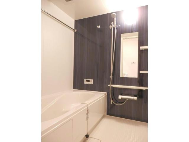 バス・シャワールーム　追い焚き機能でいつでも快適温度