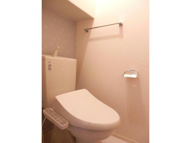 トイレ　温水洗浄暖房便座