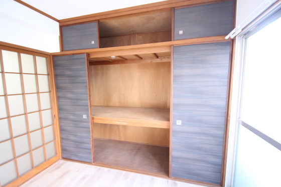 収納　※別号室の写真です