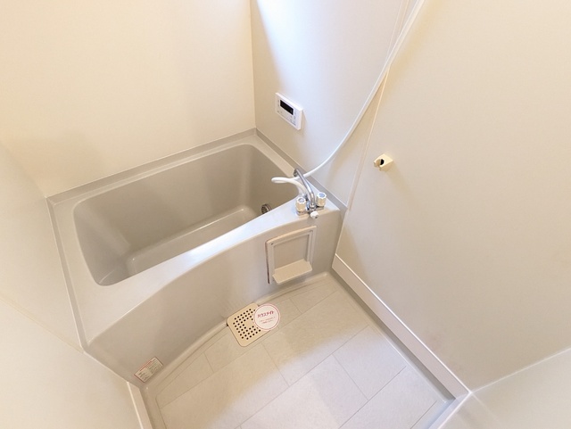 バス・シャワールーム　★★お風呂は嬉しい追焚機能付きです♪★★