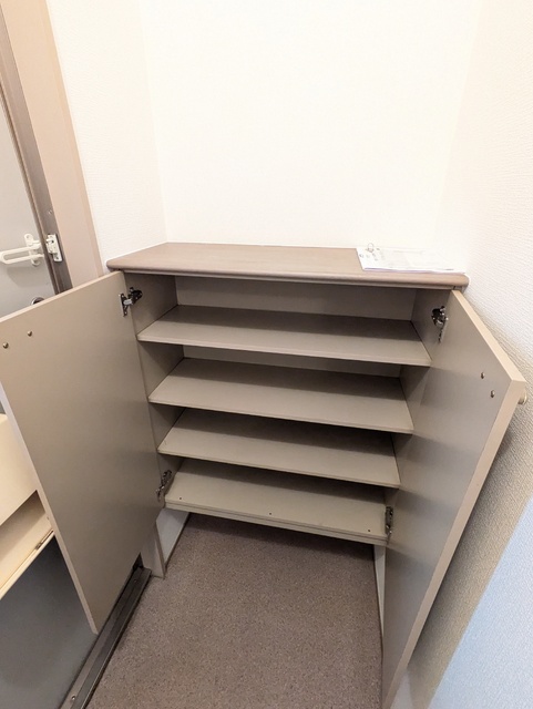 収納　★★玄関のシューズＢＯＸです♪★★