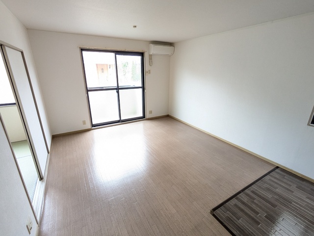 居室・リビング　★★１１．５帖のリビングです♪★★