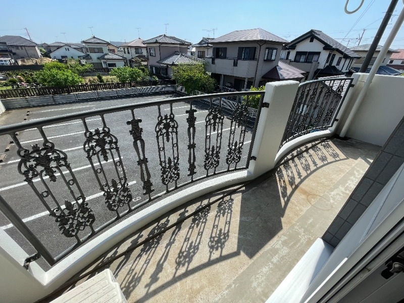 バルコニー　室内洗濯機置場