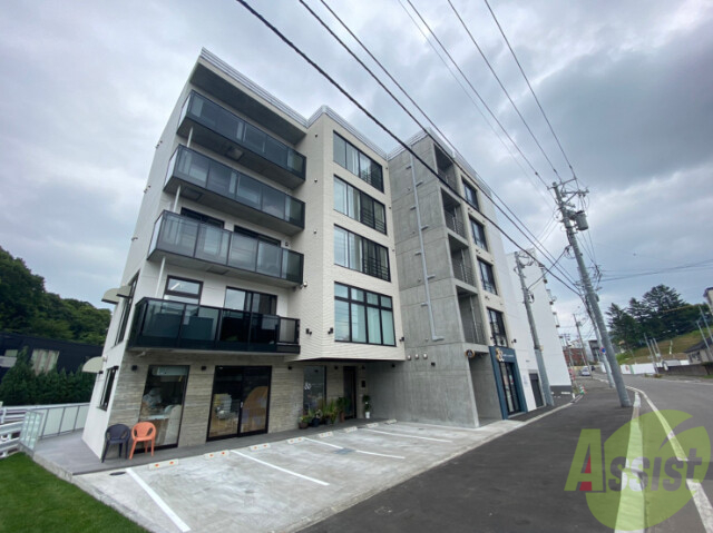 建物外観　札幌市豊平区月寒西４条「ノルデスタパークムーン」