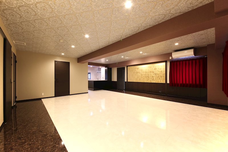 居室・リビング　30.9帖のLDKは多様の家具レイアウトが楽しめます