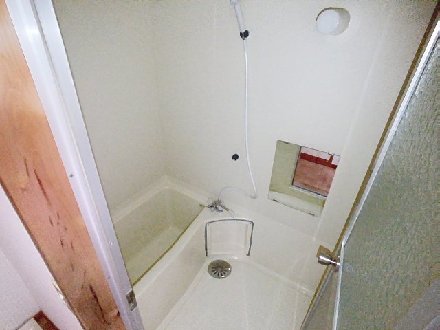 バス・シャワールーム　2025年9月撮影※現況を優先します。