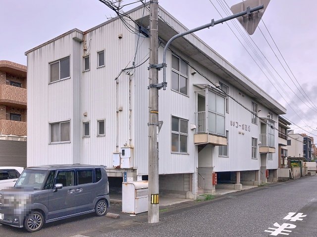 建物外観　現況が相違する場合は現況を優先致します。