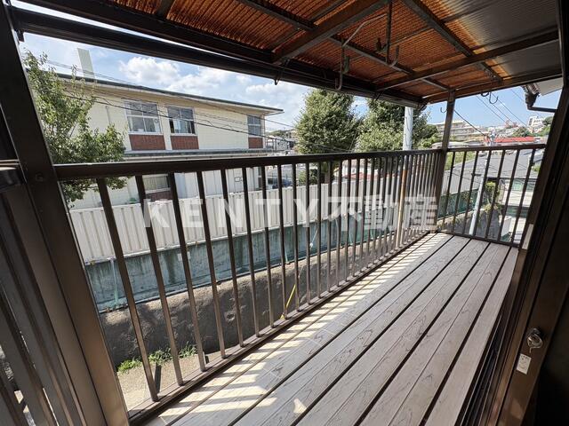 バルコニー　バルコニーがあります