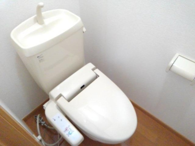 トイレ　図面と現状に相違がある場合には現状を優先