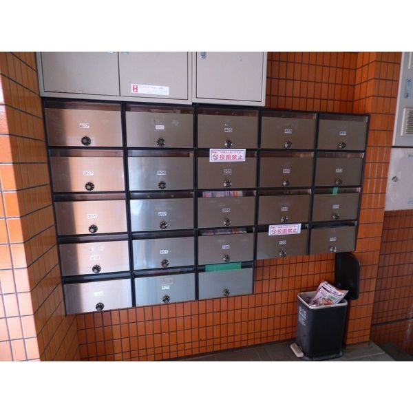 エントランス　ポスト