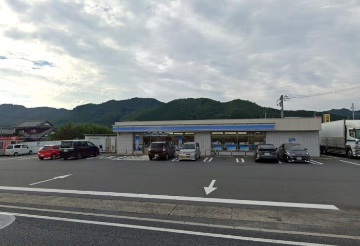 コンビニ　ローソン（コンビニ）まで2879m