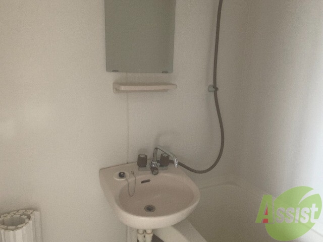 洗面設備　洗面所はこちらをお使いください。結構広く感じました。