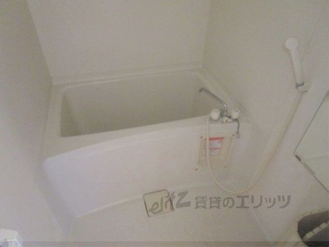 バス・シャワールーム　風呂