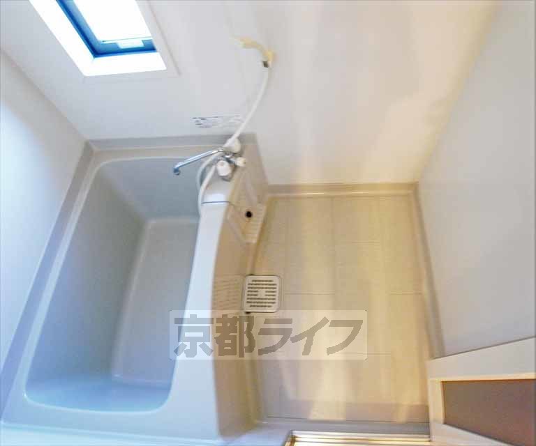 バス・シャワールーム　バスです