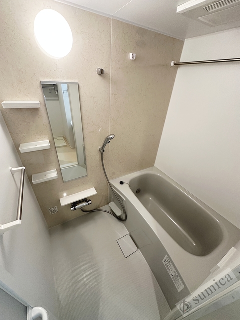 バス・シャワールーム　追い炊き・浴室暖房乾燥機付きバスルーム♪