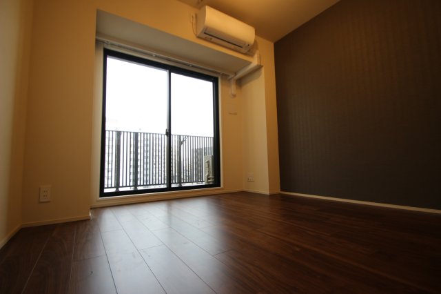 居室・リビング　※別号室の参考写真です。