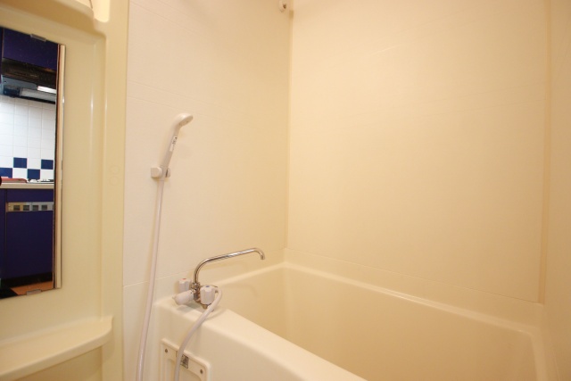 バス・シャワールーム　※別室の参考写真の為、現況優先です。