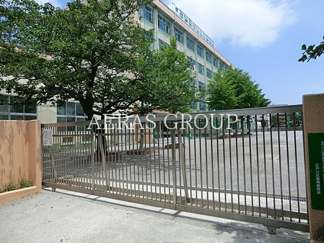 中学校　江戸川区立東葛西中学校（中学校）まで709m