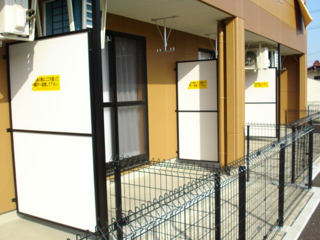 バルコニー　庭