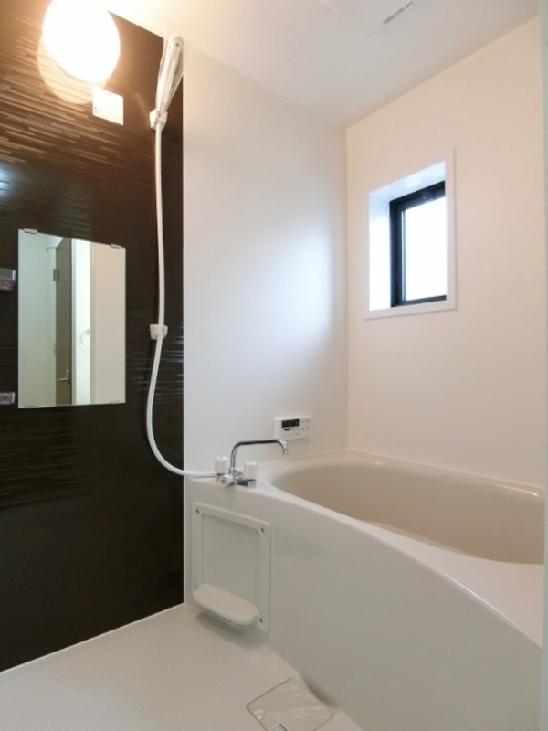 バス・シャワールーム　図面と現状に相違がある場合には現状を優先