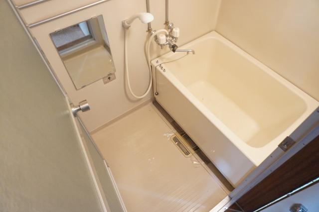 バス・シャワールーム　浴室