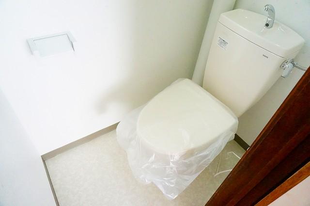 トイレ　トイレ