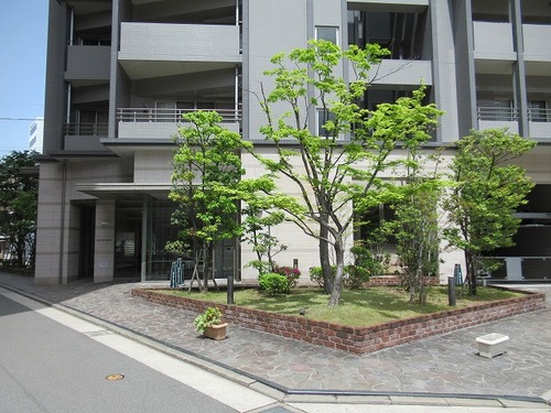 エントランス　マンションエントランス