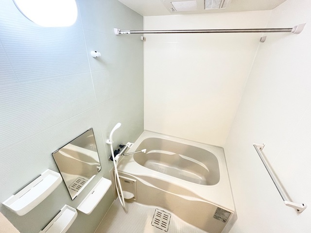 バス・シャワールーム　バス