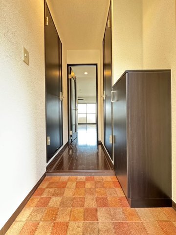 玄関　詳細は、RISUMO江坂本店までお問合せください♪