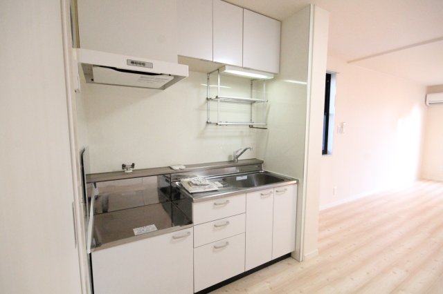 キッチン　写真は類似です。