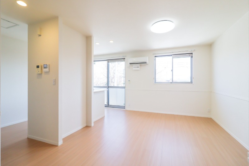 居室・リビング　図面と現状に相違がある場合には現状を優先