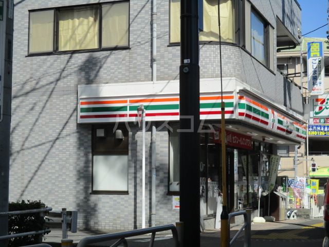 コンビニ　セブン-イレブン八王子高尾駅南口店（コンビニ）まで485m