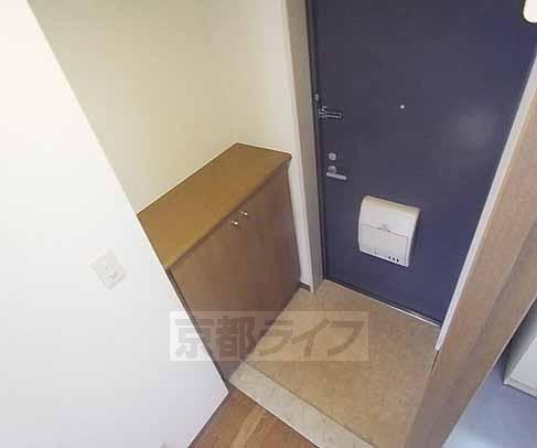 玄関　シューズボックス付きです。