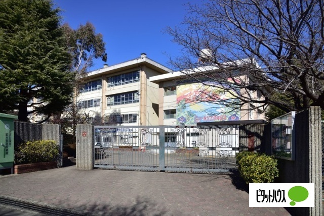 中学校　川崎市立有馬中学校（中学校）まで669m