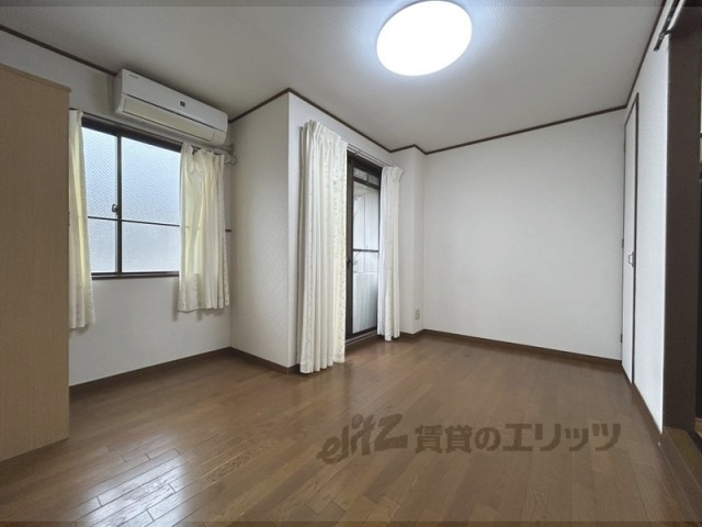 居室・リビング　洋室