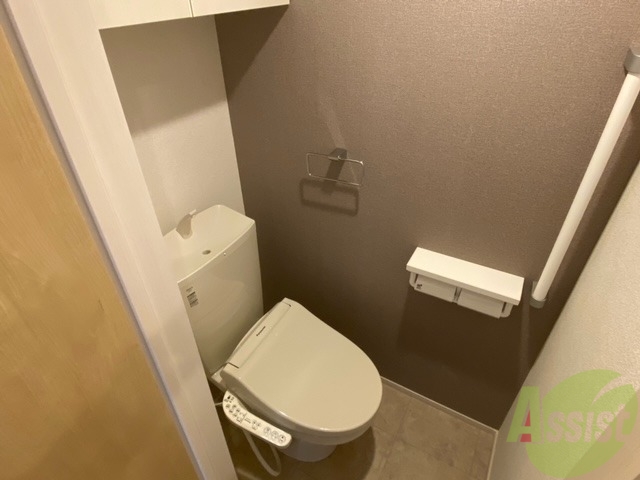 トイレ　トイレにはウォシュレットが設置済みですね