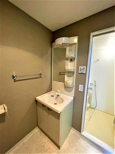 洗面設備　同タイプ507号室の参考写真