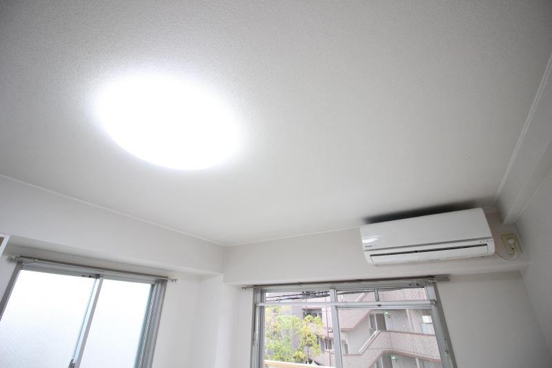 その他設備　エアコン、照明付き！