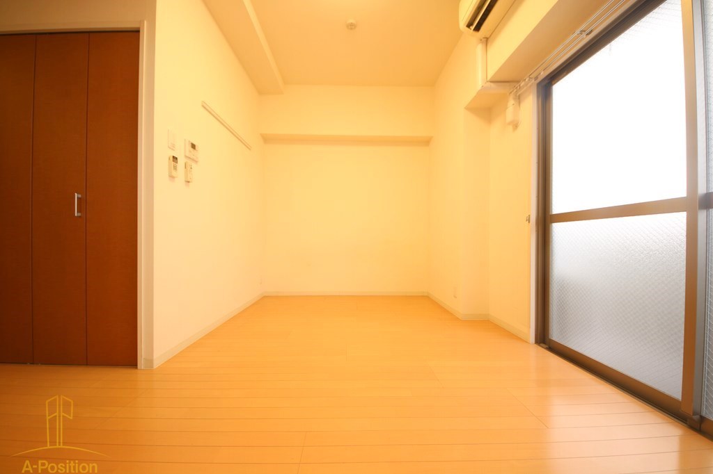 居室・リビング　プラチナコート