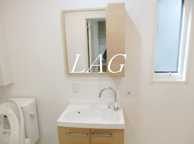 洗面設備　洗面台です。