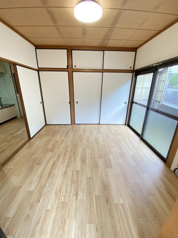 ブレスドハウス御堀の居間写真