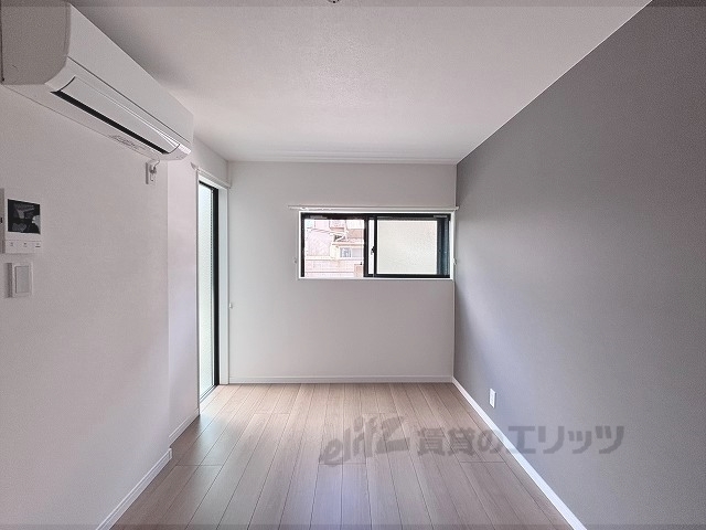 居室・リビング　洋室