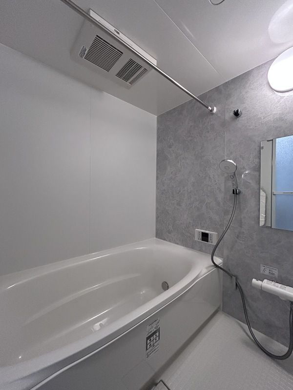 バス・シャワールーム　☆ゆったりくつろげるお風呂☆