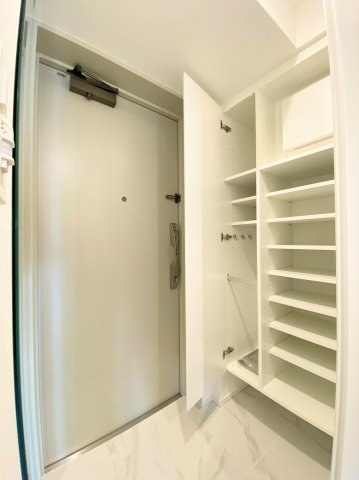 玄関　毎日通る玄関はこちらです