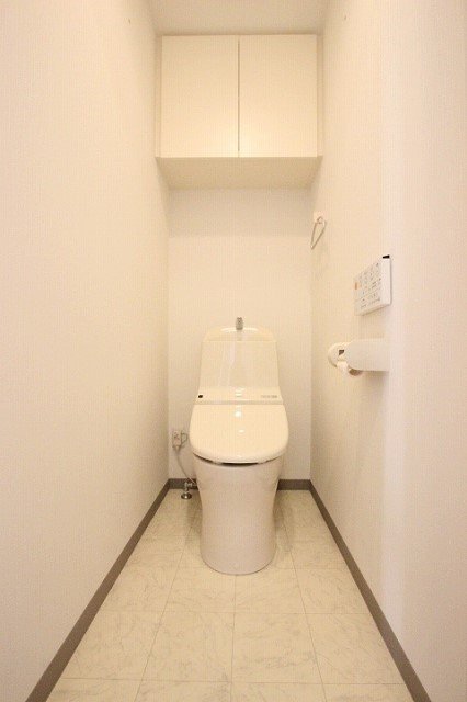 トイレ　同物件別号室です。