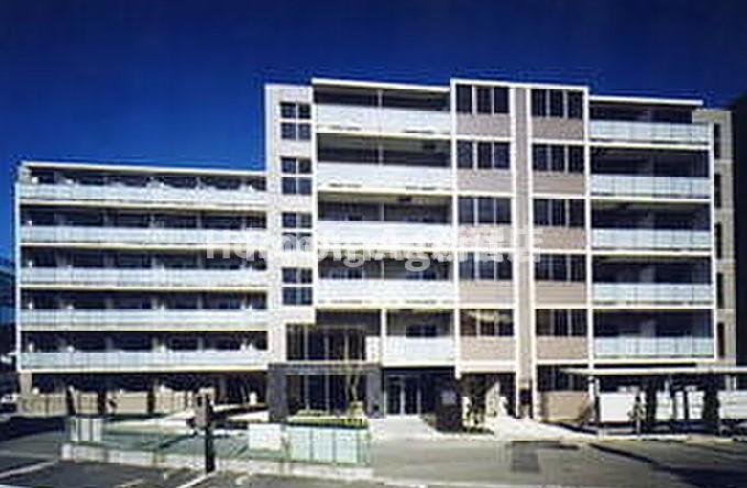 建物外観　日勤管理人！マンション隣にはショッピングセンター（80m）