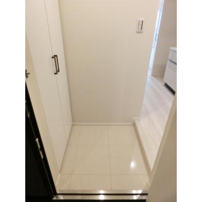 玄関　（別タイプ参考写真）ルフォンプログレ滝野川　北区滝野川６