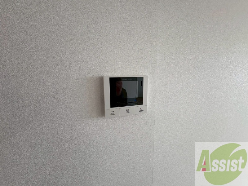 セキュリティ　ＴＶモニター付インターホンです。来客者の顔が見えるので安心！